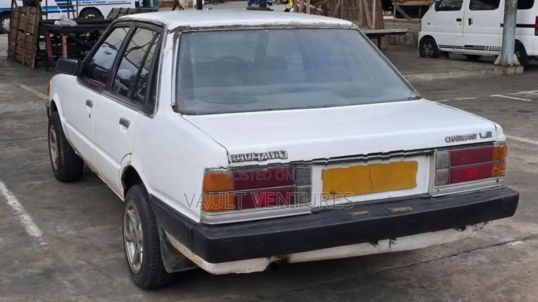 Daihatsu Charmant LE 1982