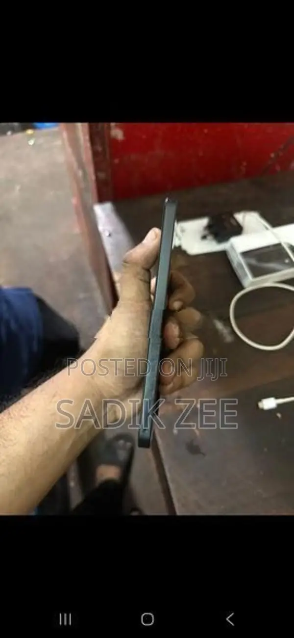 Samsung Galaxy A17 (Used)