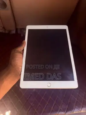 Apple iPad 7th Gen