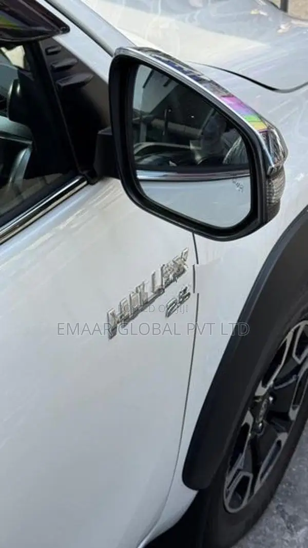 Toyota Hilux REVO ROCCO 2025