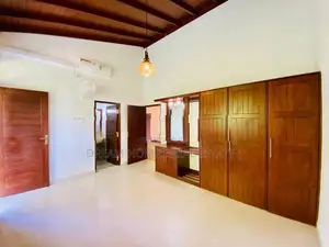 Brand-New Luxury 2-Story House for Sale – Battaramulla