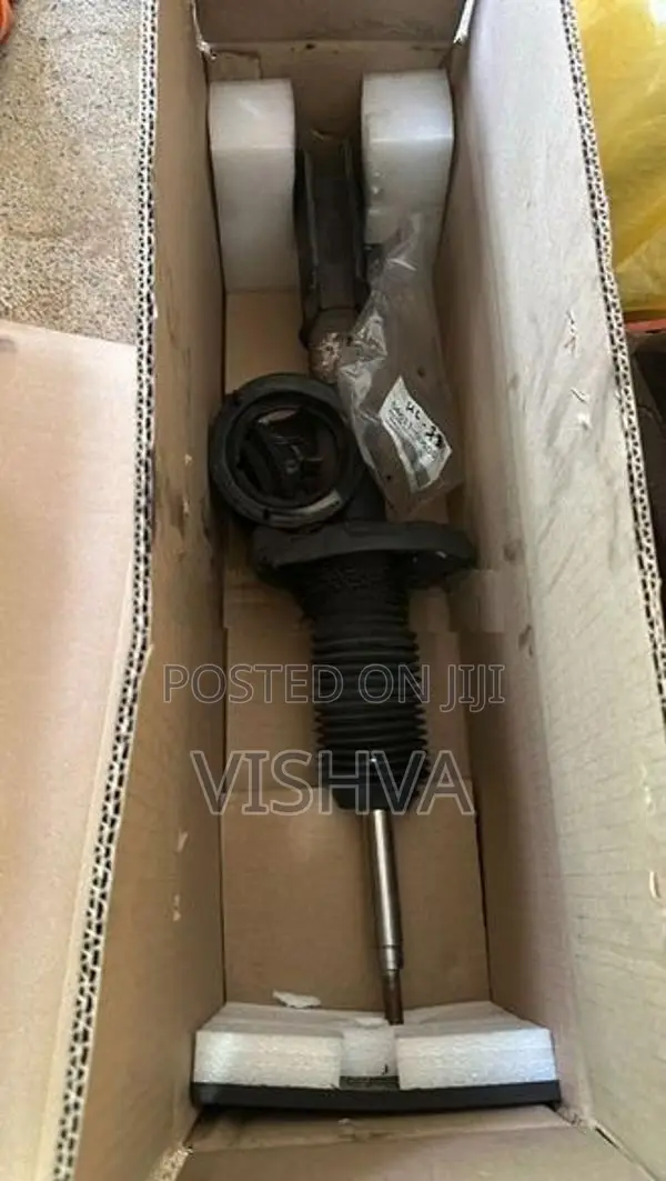 Venue Engine Mount Bracket with Suspension Shocks