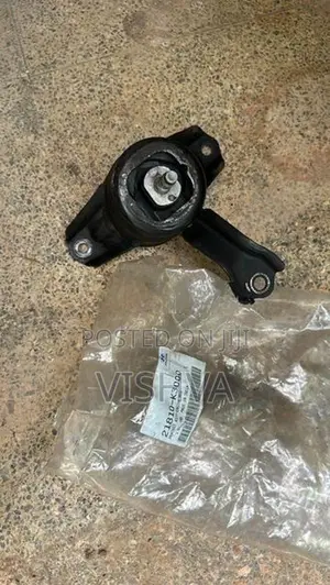 Venue Engine Mount Bracket with Suspension Shocks