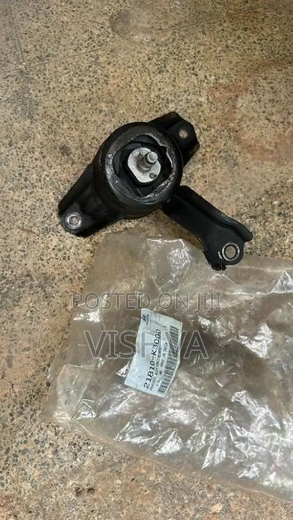 Venue Engine Mount Bracket with Suspension Shocks