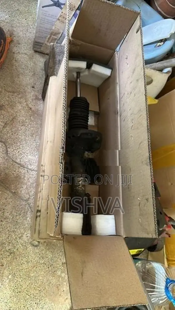 Venue Engine Mount Bracket with Suspension Shocks