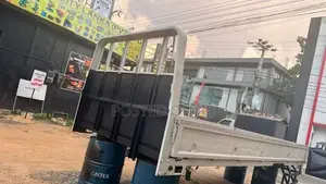 Isuzu Trailer