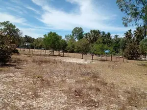 Land for Sale in Mylampavely