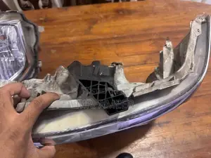 KDH 200 Headlight