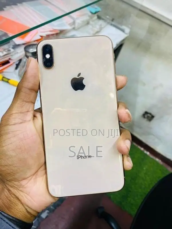 Apple iPhone XS Max (Used)