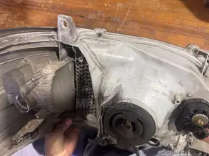 KDH 200 Headlight