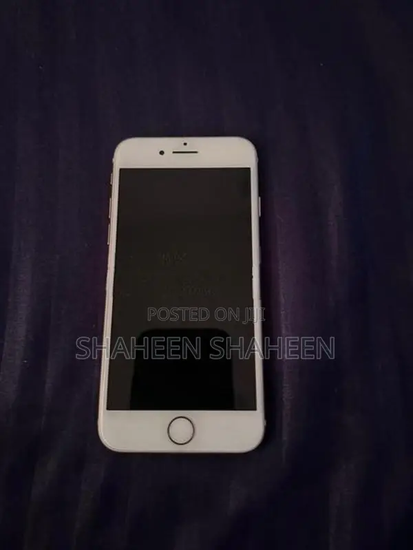 Apple iPhone 8 (Used)