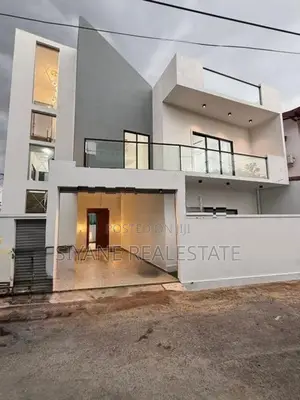 Beautiful Luxury House For Sale Athurugiriya