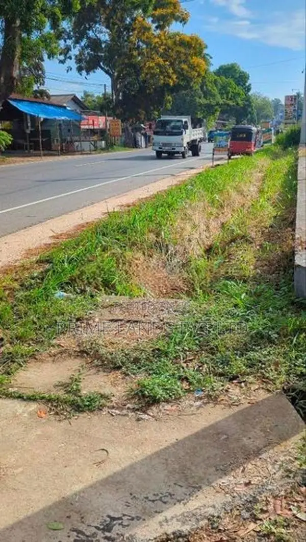 A6 Bus Road Facing Land for Sale Kurunegala