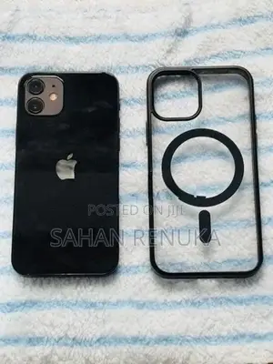 Apple iPhone 12 (Used)