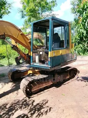 Komatsu 60 Dash 5