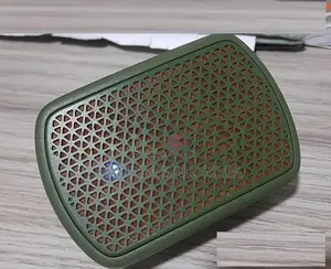 Bluetooth Mini Speaker with Magnetic Clip