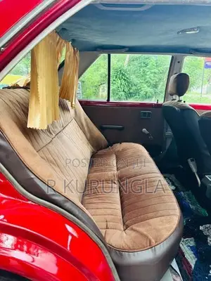 Nissan Sunny B11 1982