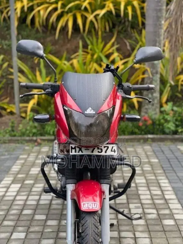 Bajaj Pulsar 180 2006