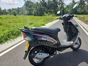 TVS Streak Scooty 2012
