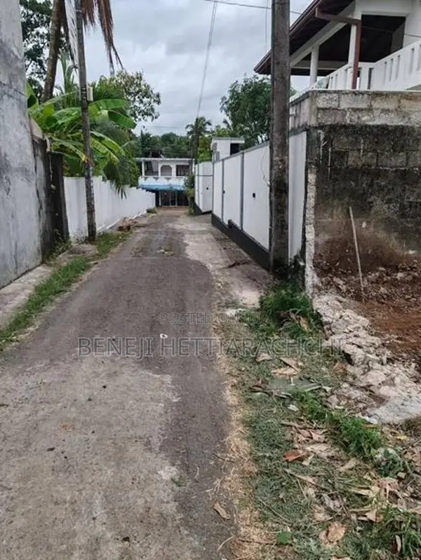 Prime Land for Sale near Kandy Road - Kadwatha Kirillawela