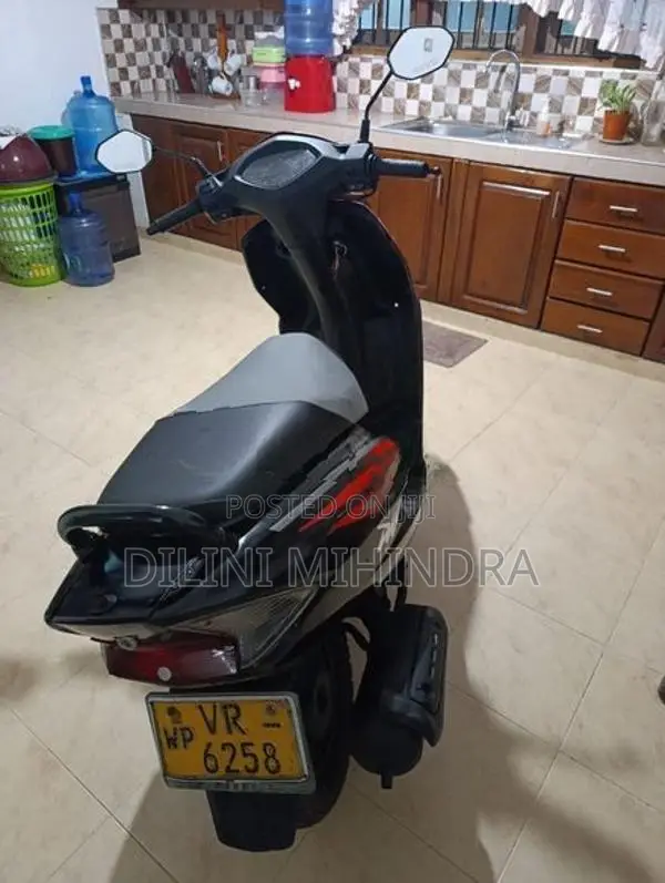 Honda Dio 2010