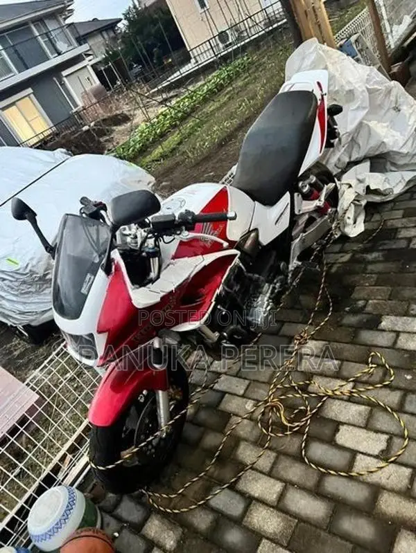 Honda CB4 2012