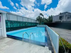 Modern 3BR House with Swimming Pool Gym – Battaramulla