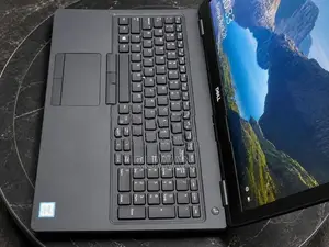 Dell 15 8Gen Laptop