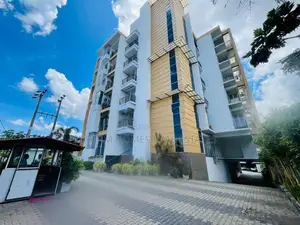 Modern 3BR House with Swimming Pool Gym – Battaramulla