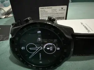 TIKWATCH PRO dual display japan