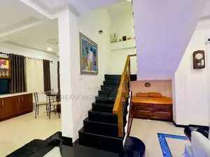 Ultra-Luxury 4-Storey Modern Residence for Sale – Kottawa