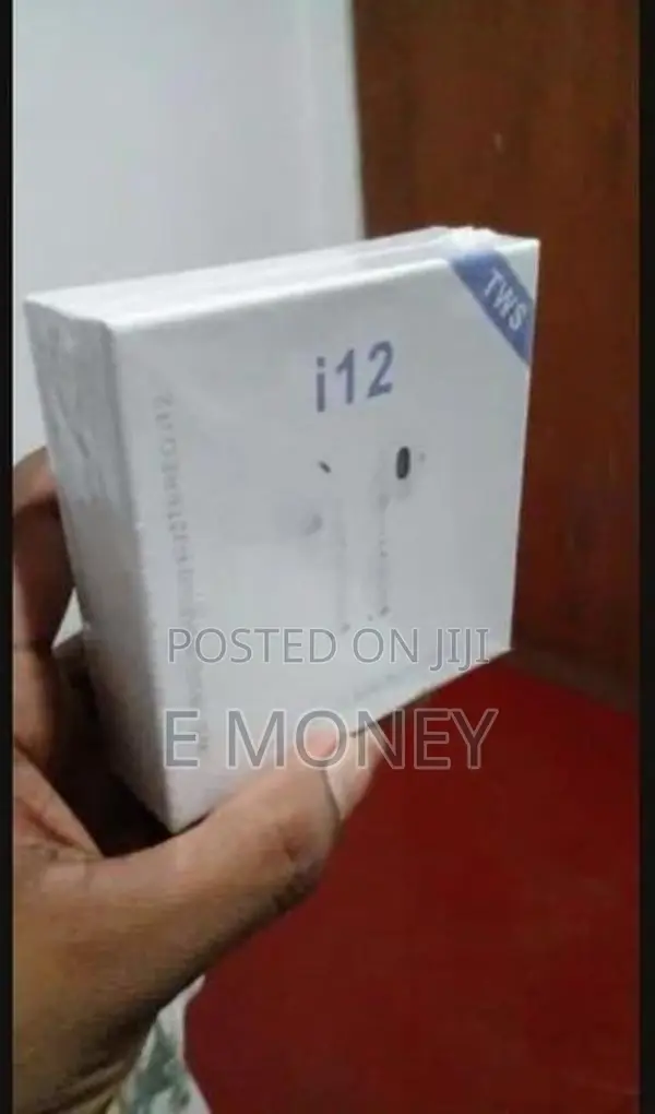 i12 TWS Airpods