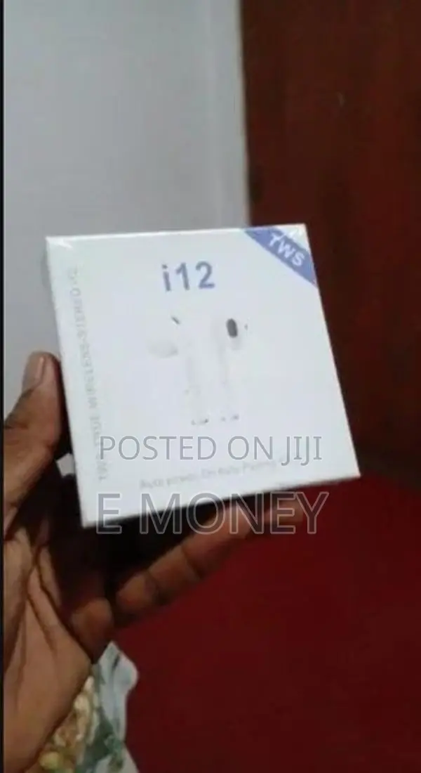 i12 TWS Airpods