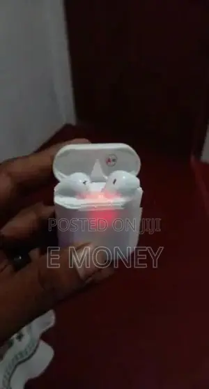 i12 TWS Airpods