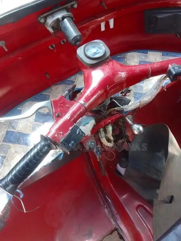 Bajaj RE Three Wheeler 2006