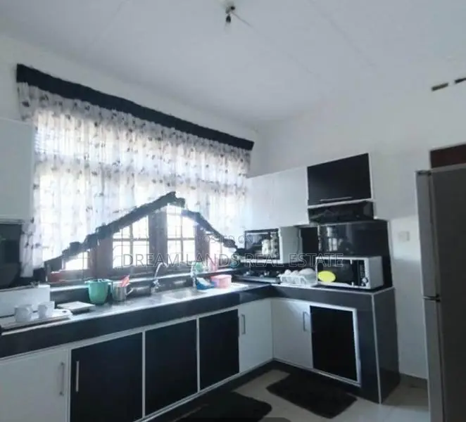 Two-storey storied stand alone house on rent pannipitiya