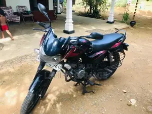 Bajaj Discover 125 2012
