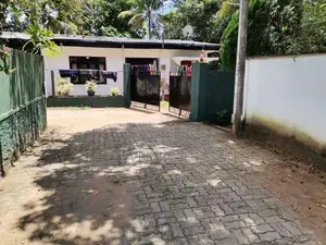Land for Sale in Kadawatha