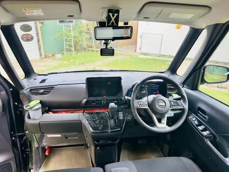 Nissan Roox 2023
