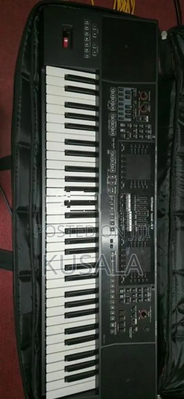 Roland E-A7 Keyboard