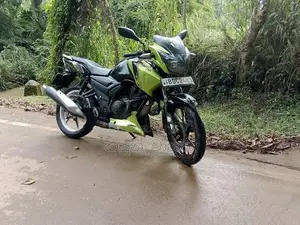 TVS Apache 2016