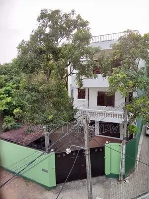 Building for Sale at kotte
