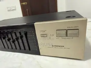 Pioneer Equalizer