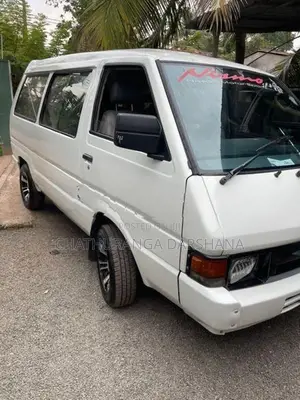 Nissan Largo 1988