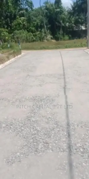 Colombo - Meepe Near Highlevel Road Land for Sale
