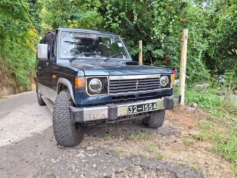 Mitsubishi Pajero 1985