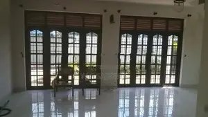 Main Road Facing Commercial House Rent in Ja Ela