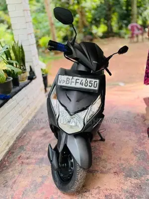 Honda Dio 2017