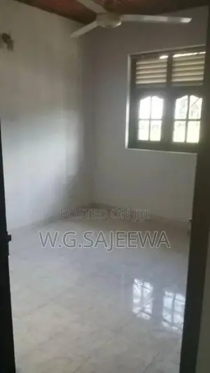 Main Road Facing Commercial House Rent in Ja Ela