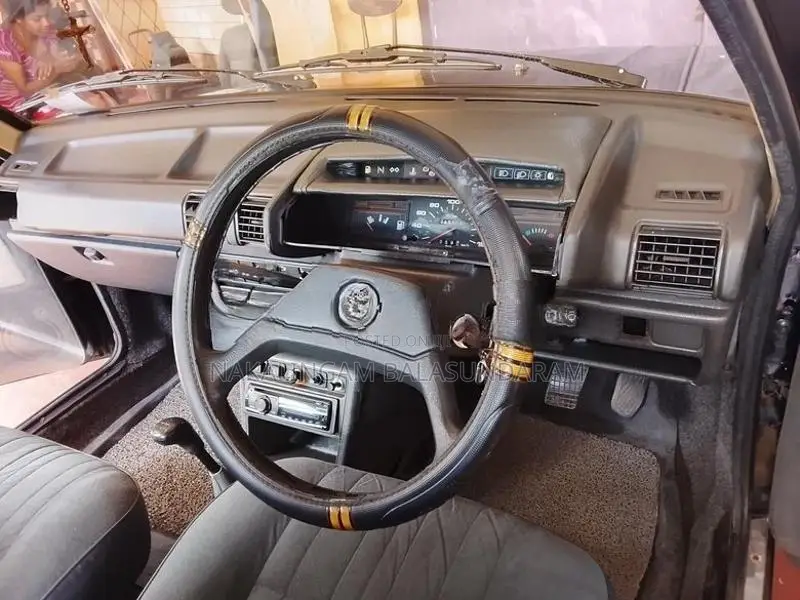 Peugeot 305 1987
